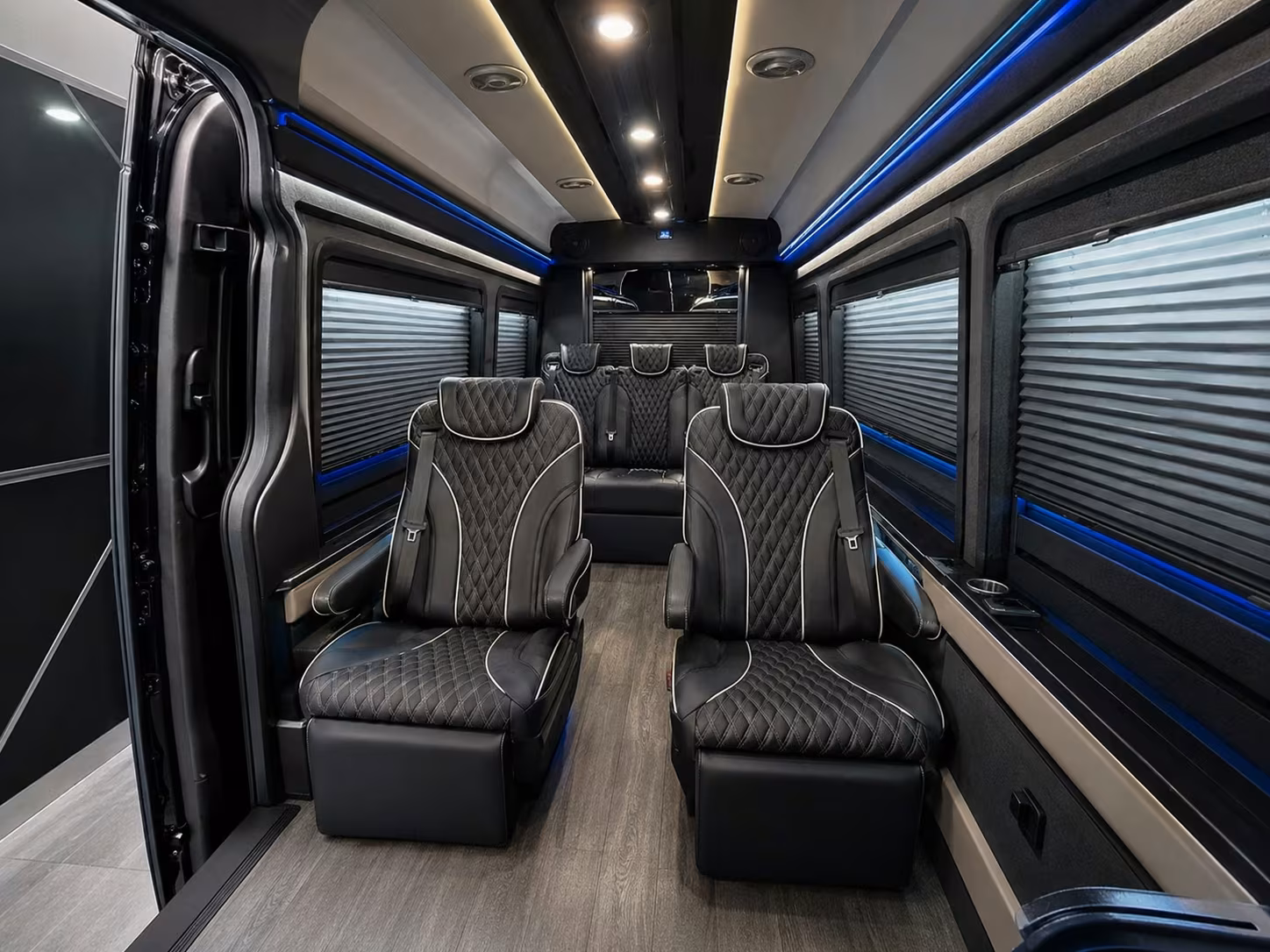 corporate event and sfo airport shuttle buses in palo alto