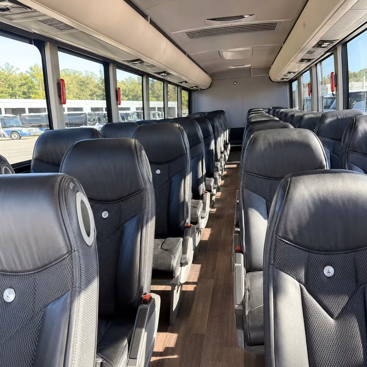 palo alto corporate charter buses for tech and biotech teams