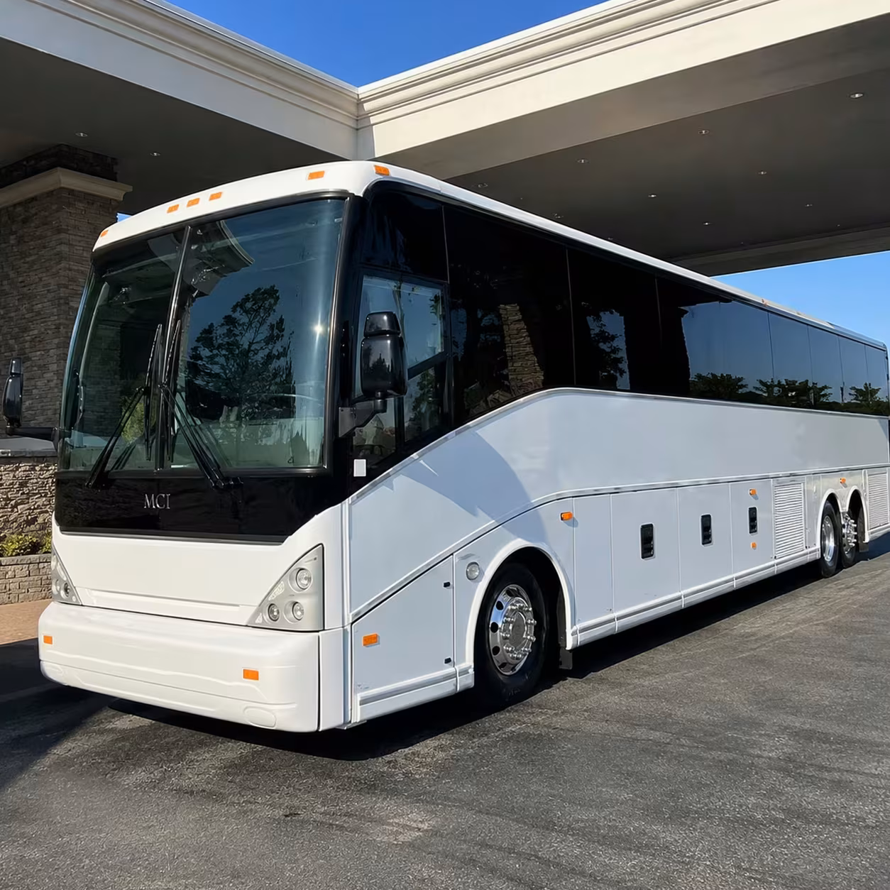 recurring palo alto charter bus rentals for multi stop commutes